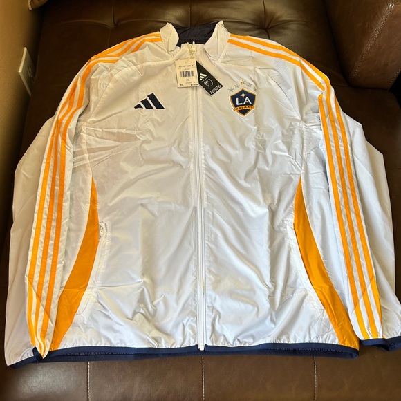 Galaxy By Harvic Other - Galaxy By Harvic White and Gold LA Soccer Windbreaker Jacket